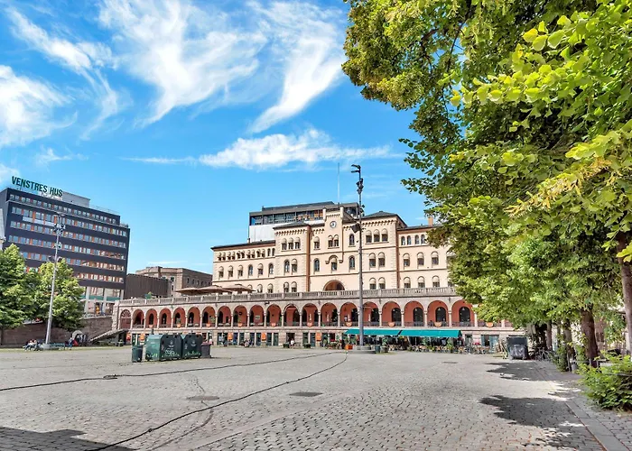 Exclusive And Spacious Apartment In City Center